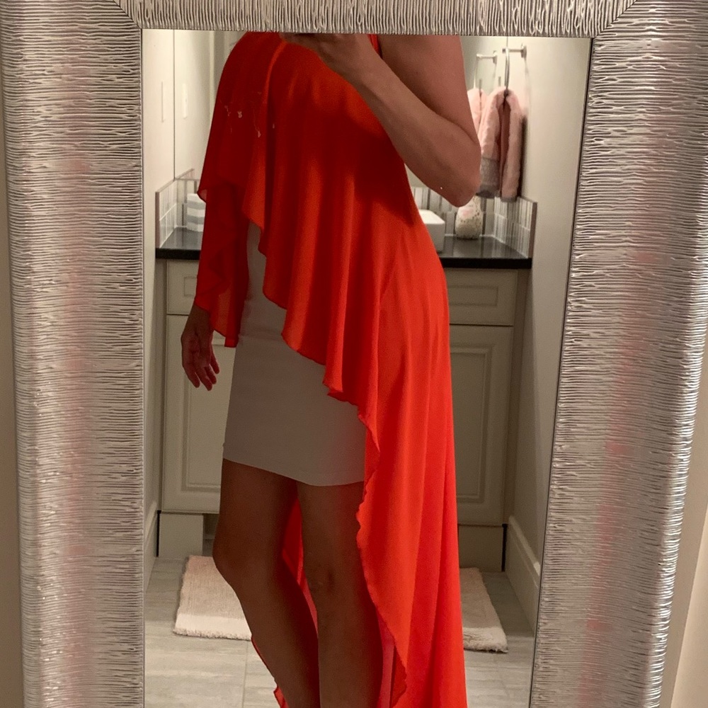 Unique high low Dress! 🍊
